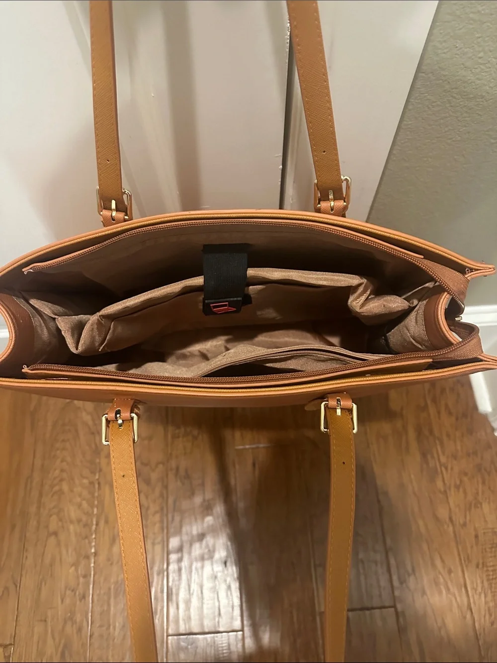 Structured Laptop Tote in Warm Tan